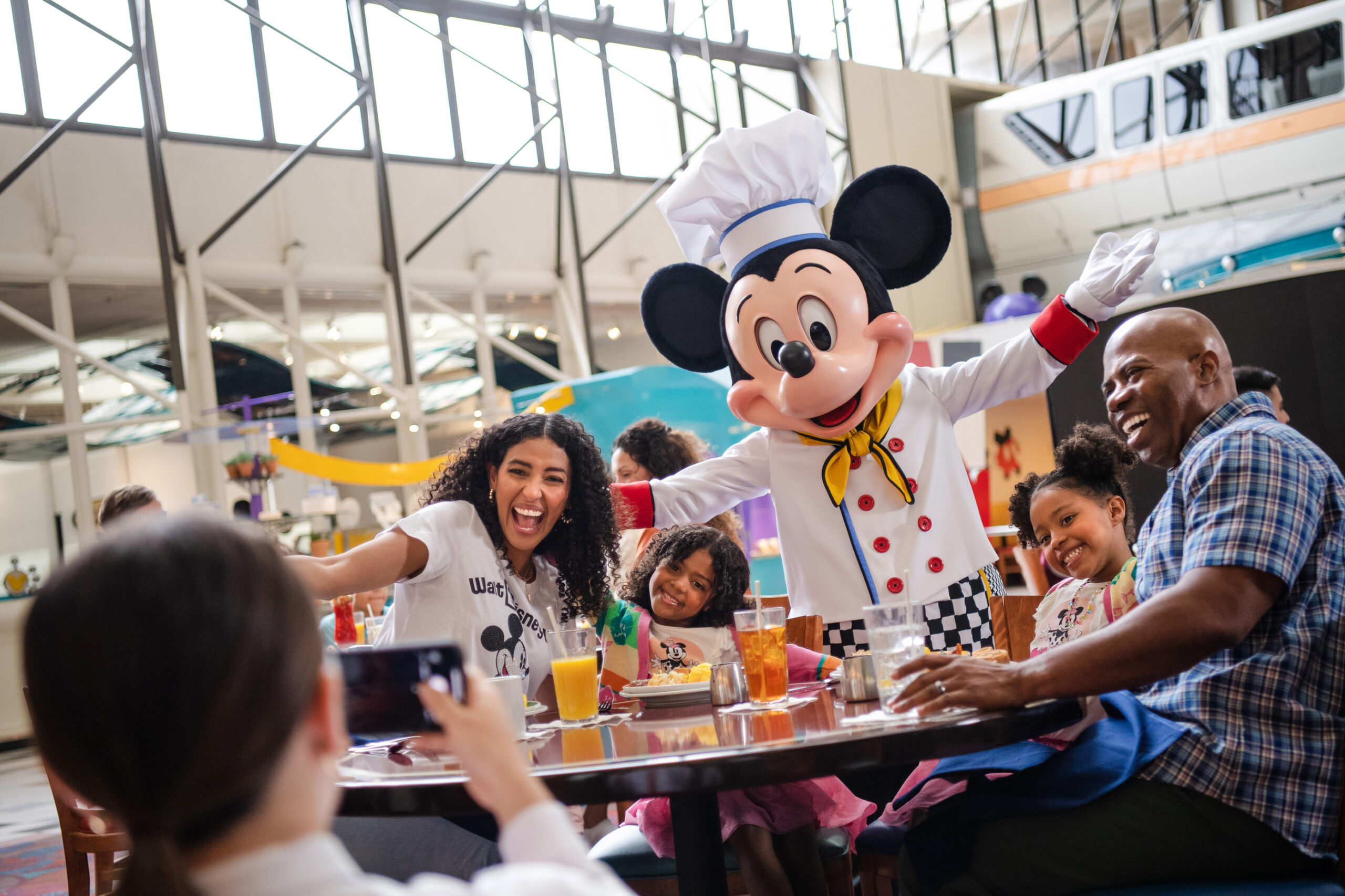 Disneyland Resort Theme Parks To Welcome Back Guests from Outside  California Beginning June 15; Plus, Theme Park Reservation Window Expands,  Allowing More Time to Plan Visits - Small World Vacations